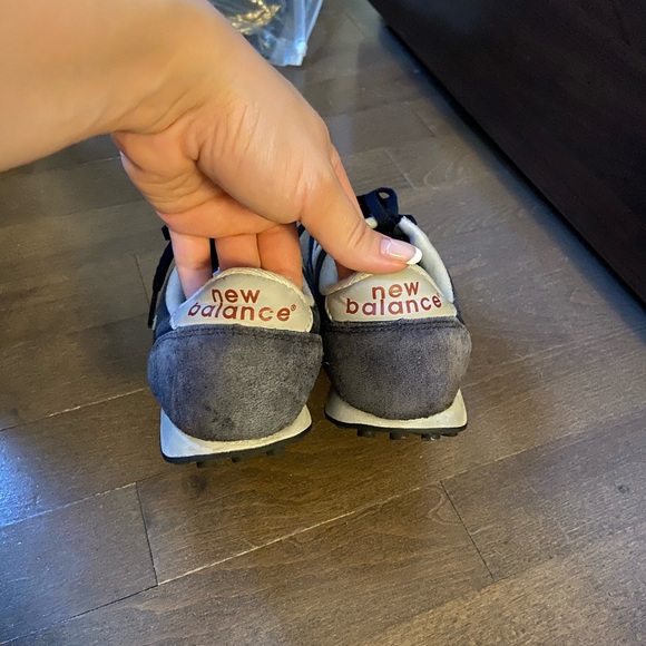 Fashion Jeans New Balance sneakers 👟 👖 - Picture 2 of 4